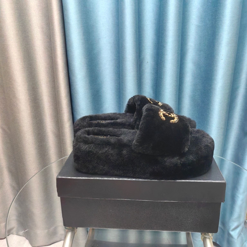 Ch*el slippers